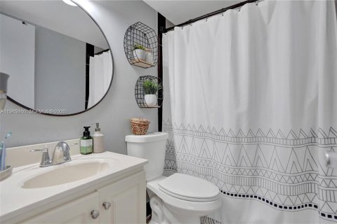 Appartement à louer à Hialeah, Floride: 3 chambres, 97.55 m2 № 2001762 - photo 9