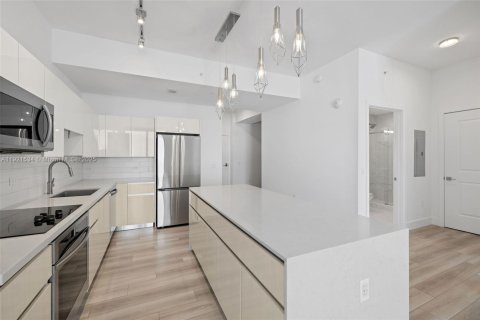 Купить кондоминиум в Халландейл-Бич, Флорида 2 спальни, 120.49м2, № 1975298 - фото 20