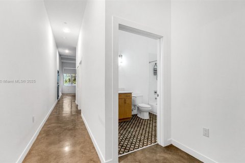 Appartement à louer à Miami, Floride: 2 chambres, 162.58 m2 № 1941832 - photo 6