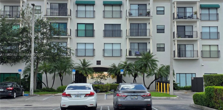 Condo à Hialeah, Floride, 2 chambres  № 2024239