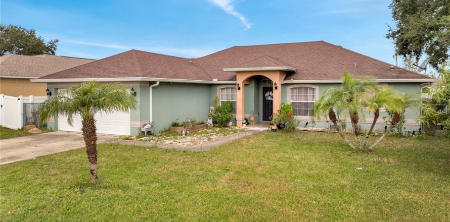 House in Kissimmee, Florida 3 bedrooms, 172.61 sq.m. № 1724045
