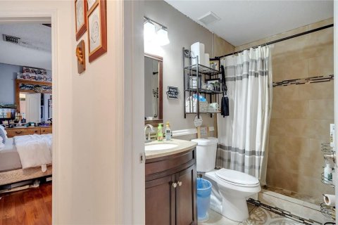 House in Kissimmee, Florida 3 bedrooms, 172.61 sq.m. № 1724045 - photo 7