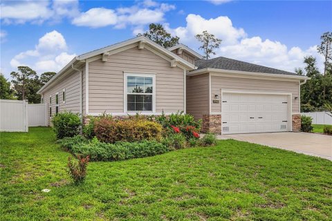 Casa en Ocala, Florida 3 dormitorios, 198.63 m2 № 2099872