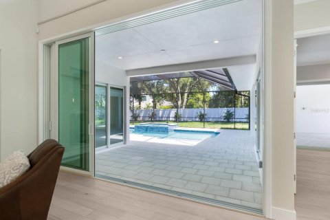 House in Sarasota, Florida 3 bedrooms, 281.96 sq.m. № 1869419 - photo 21