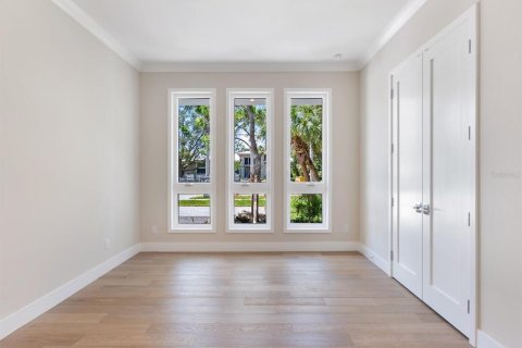 House in Sarasota, Florida 3 bedrooms, 281.96 sq.m. № 1869419 - photo 15