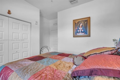 Condo in Doral, Florida, 3 bedrooms  № 2076792 - photo 27