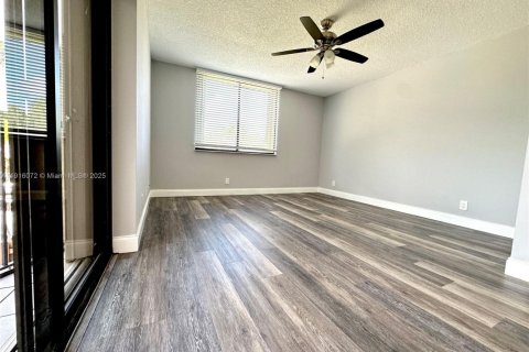 Touwnhouse à louer à Boca Raton, Floride: 2 chambres, 120.96 m2 № 1970801 - photo 10