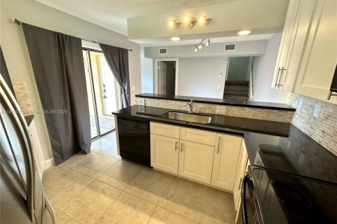 Touwnhouse à louer à Boca Raton, Floride: 2 chambres, 120.96 m2 № 1970801 - photo 4