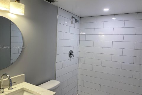 Touwnhouse à louer à Boca Raton, Floride: 2 chambres, 120.96 m2 № 1970801 - photo 8