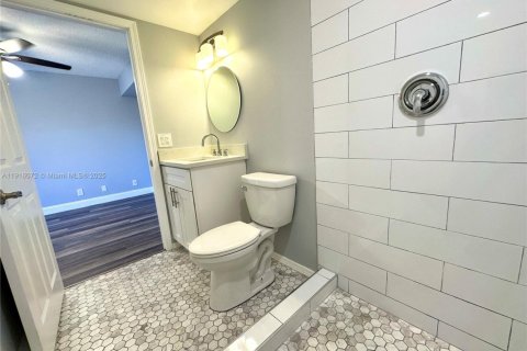 Touwnhouse à louer à Boca Raton, Floride: 2 chambres, 120.96 m2 № 1970801 - photo 7