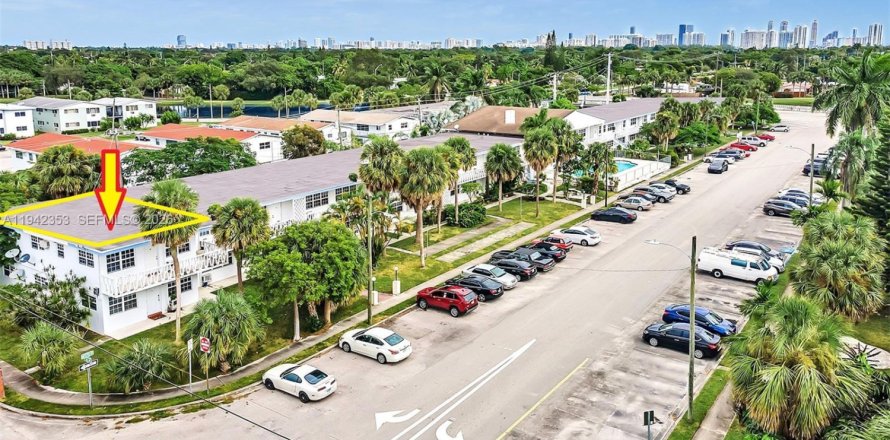 Appartement à North Miami Beach, Floride 2 chambres, 95.69 m2 № 1999940