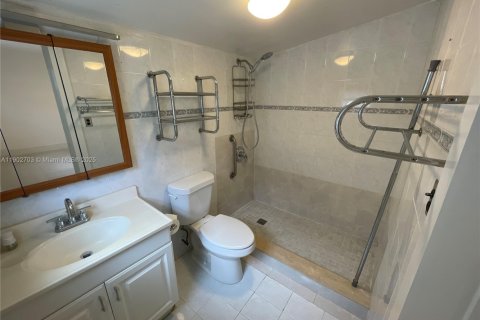 Casa en alquiler en Miami, Florida, 1 dormitorio, 46.45 m2 № 1954346 - foto 8