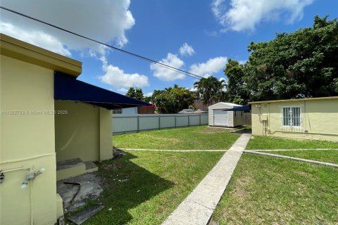 Casa en alquiler en Miami, Florida, 1 dormitorio, 46.45 m2 № 1954346 - foto 15
