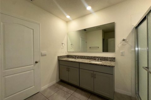 House in Kissimmee, Florida 4 bedrooms, 171.5 sq.m. № 2094898 - photo 13