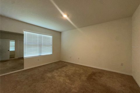 House in Kissimmee, Florida 4 bedrooms, 171.5 sq.m. № 2094898 - photo 18