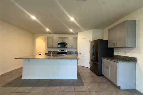 House in Kissimmee, Florida 4 bedrooms, 171.5 sq.m. № 2094898 - photo 26