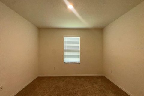 House in Kissimmee, Florida 4 bedrooms, 171.5 sq.m. № 2094898 - photo 9