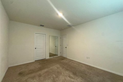 House in Kissimmee, Florida 4 bedrooms, 171.5 sq.m. № 2094898 - photo 17