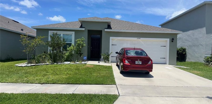 House in Kissimmee, Florida 4 bedrooms, 171.5 sq.m. № 2094898