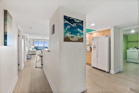 Купить кондоминиум в Дейтона - Бич-Шорс, Флорида 6 комнат, 207.45м2, № 1754741 - фото 23