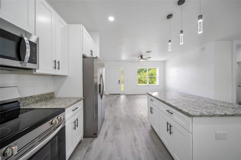 Casa en alquiler en Sebring, Florida, 3 dormitorios, 160.07 m2 № 2285180 - foto 14