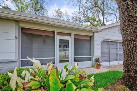 House in Port Richey, Florida 2 bedrooms, 154.03 sq.m. № 1773194 - photo 4