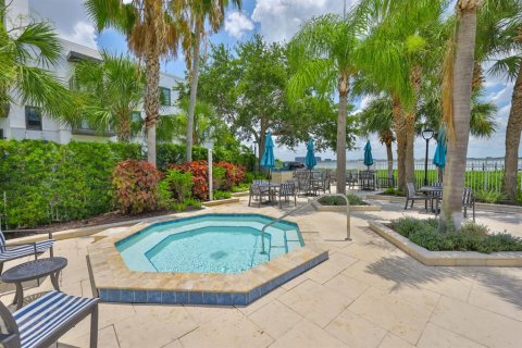 Condominio en venta en Tampa, Florida, 1 dormitorio, 89.56 m2 № 1805652 - foto 5