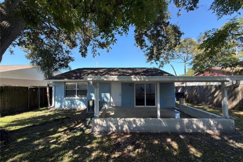 Villa ou maison à vendre à Tampa, Floride: 3 chambres, 101.17 m2 № 2419955 - photo 5