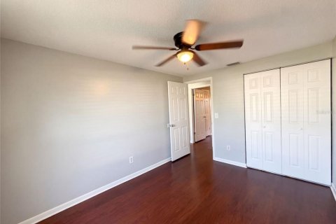 Villa ou maison à vendre à Tampa, Floride: 3 chambres, 101.17 m2 № 2419955 - photo 12