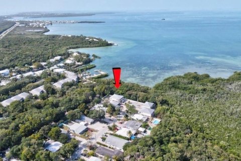 Propiedad comercial en venta en Tavernier, Florida, 167.6 m2 № 2304877 - foto 10