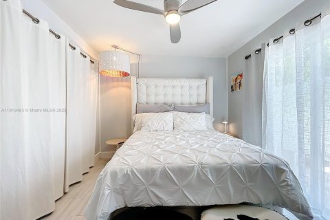 Condominio en venta en Miami, Florida, 1 dormitorio, 48.22 m2 № 2034515 - foto 19