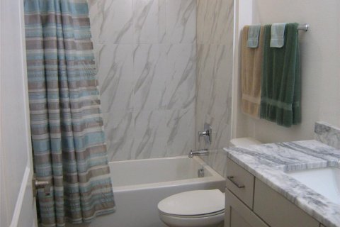 Купить виллу или дом в Леди-Лейк, Флорида 5 комнат, 171.87м2, № 2231456 - фото 13