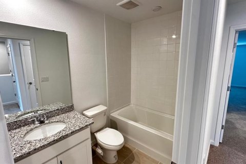 Adosado en venta en Kissimmee, Florida, 3 dormitorios, 135.64 m2 № 2134723 - foto 25