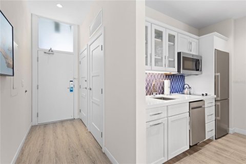 Condominio en venta en Longboat Key, Florida, 1 dormitorio, 59.64 m2 № 1521076 - foto 4