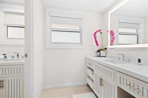Condominio en venta en Longboat Key, Florida, 1 dormitorio, 59.64 m2 № 1521076 - foto 16