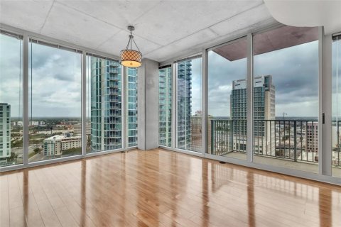 Condo in Tampa, Florida, 2 bedrooms  № 1565918 - photo 23