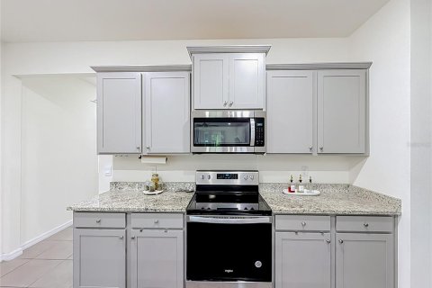 Villa ou maison à louer à Ocala, Floride: 2 chambres, 150.69 m2 № 2399375 - photo 4