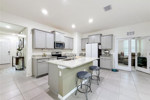 Villa ou maison à louer à Ocala, Floride: 2 chambres, 150.69 m2 № 2399375 - photo 2
