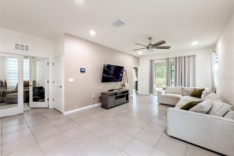Villa ou maison à louer à Ocala, Floride: 2 chambres, 150.69 m2 № 2399375 - photo 10