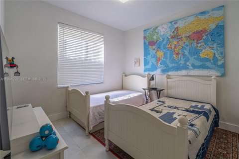 Casa en venta en Weston, Florida, 5 dormitorios, 290.04 m2 № 2056537 - foto 21