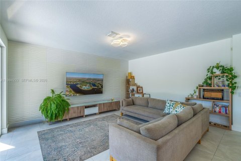 Casa en venta en Weston, Florida, 5 dormitorios, 290.04 m2 № 2056537 - foto 16