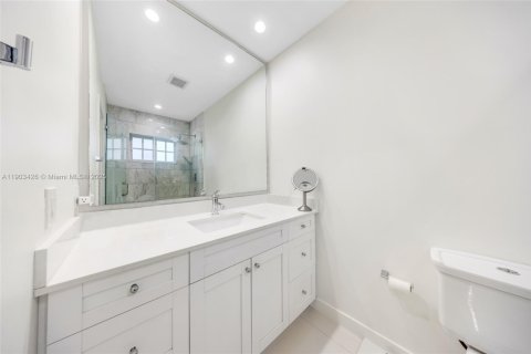 Copropriété à vendre à Hialeah, Floride: 2 chambres, 90.02 m2 № 1954741 - photo 19