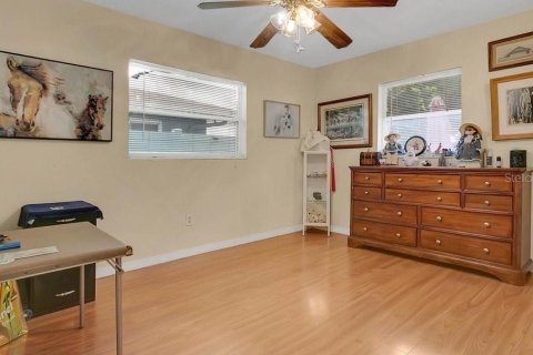 House in Orlando, Florida 3 bedrooms, 131.74 sq.m. № 1911948 - photo 15