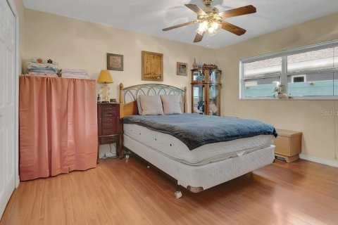 House in Orlando, Florida 3 bedrooms, 131.74 sq.m. № 1911948 - photo 17