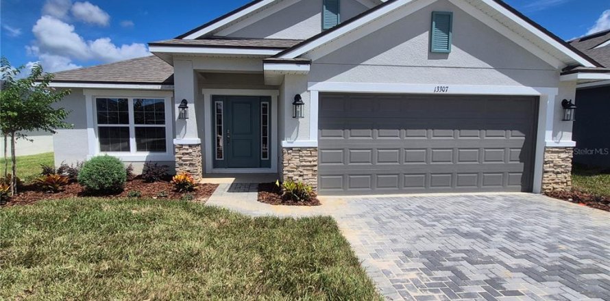 Casa en Dade City, Florida 4 dormitorios, 204.38 m2 № 1916556