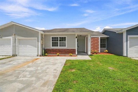 Villa ou maison à vendre à Miramar, Floride: 3 chambres, 90.21 m2 № 2314034 - photo 2