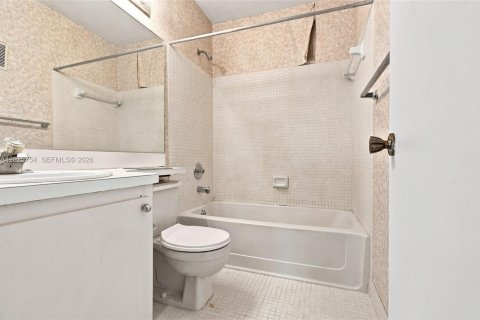 Villa ou maison à vendre à Miramar, Floride: 3 chambres, 90.21 m2 № 2314034 - photo 17