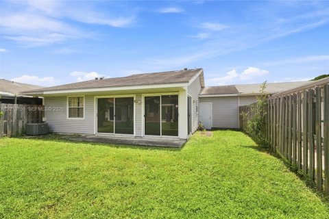 Villa ou maison à vendre à Miramar, Floride: 3 chambres, 90.21 m2 № 2314034 - photo 24