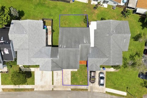 Villa ou maison à vendre à Miramar, Floride: 3 chambres, 90.21 m2 № 2314034 - photo 30