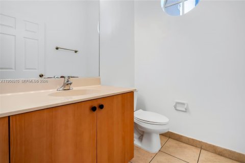 Купить таунхаус в Мирамар, Флорида 3 спальни, 166.57м2, № 2011633 - фото 17